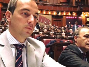 Diputado Mario Borghese (America Meridionale) expresa su cercanía con los italianos de Chile