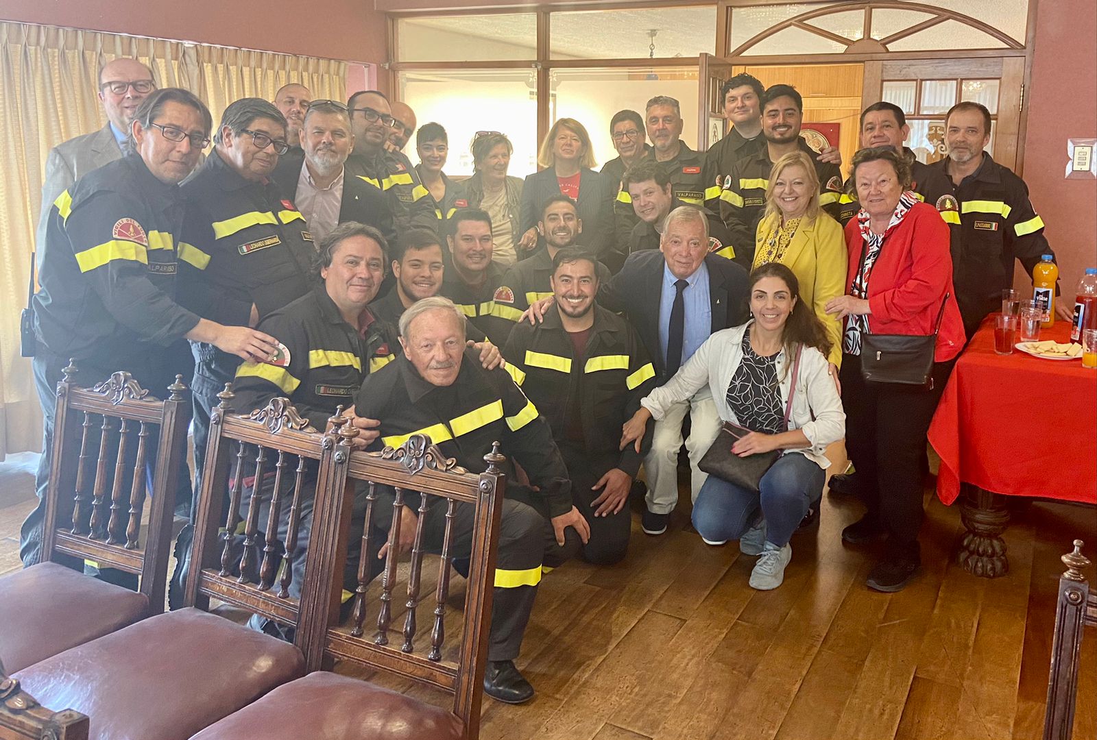 Hoy en la SESTA: Embajadora e Instituciones con los Bomberos Italianos de Valparaíso